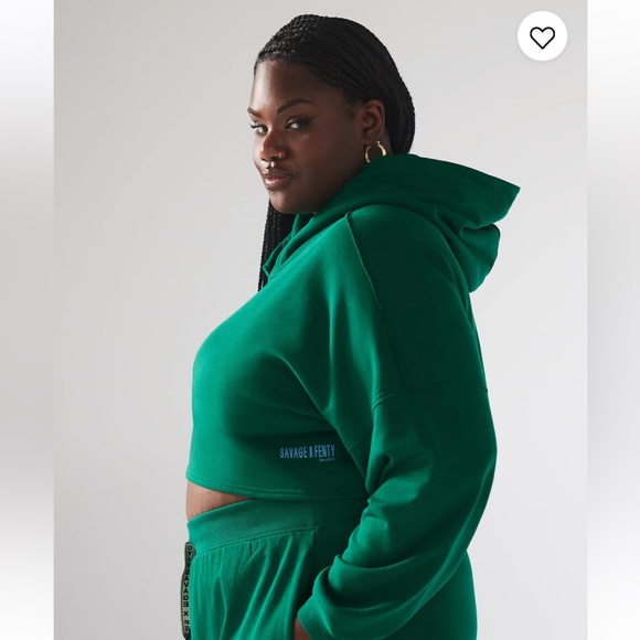 💚Savage Xssential Terry Cropped Hoodie - Picture 4 of 9